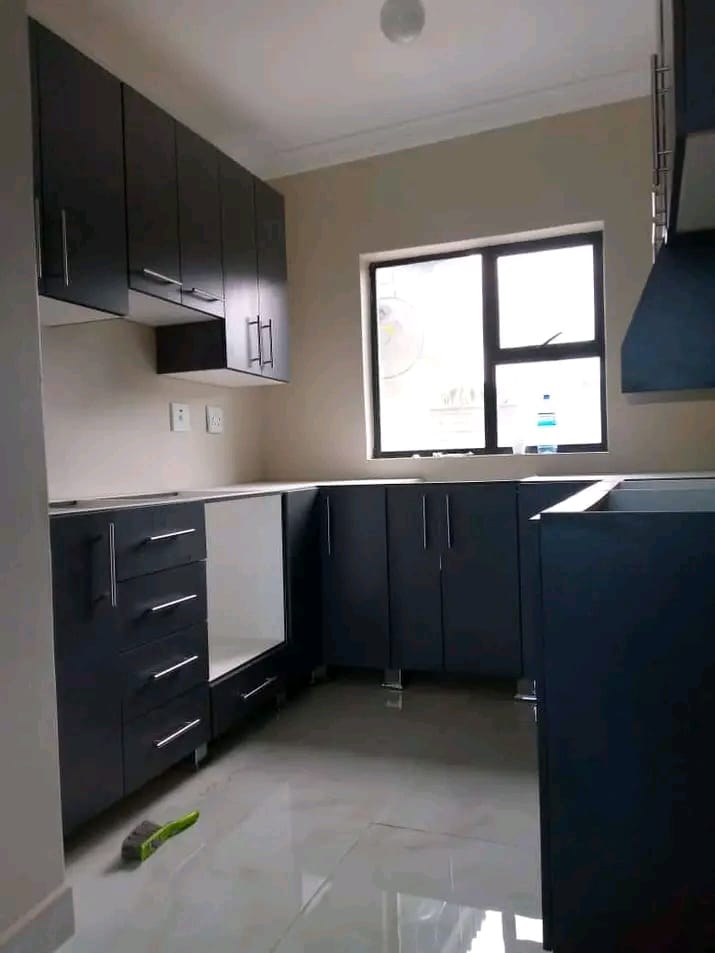 Gallery 6
